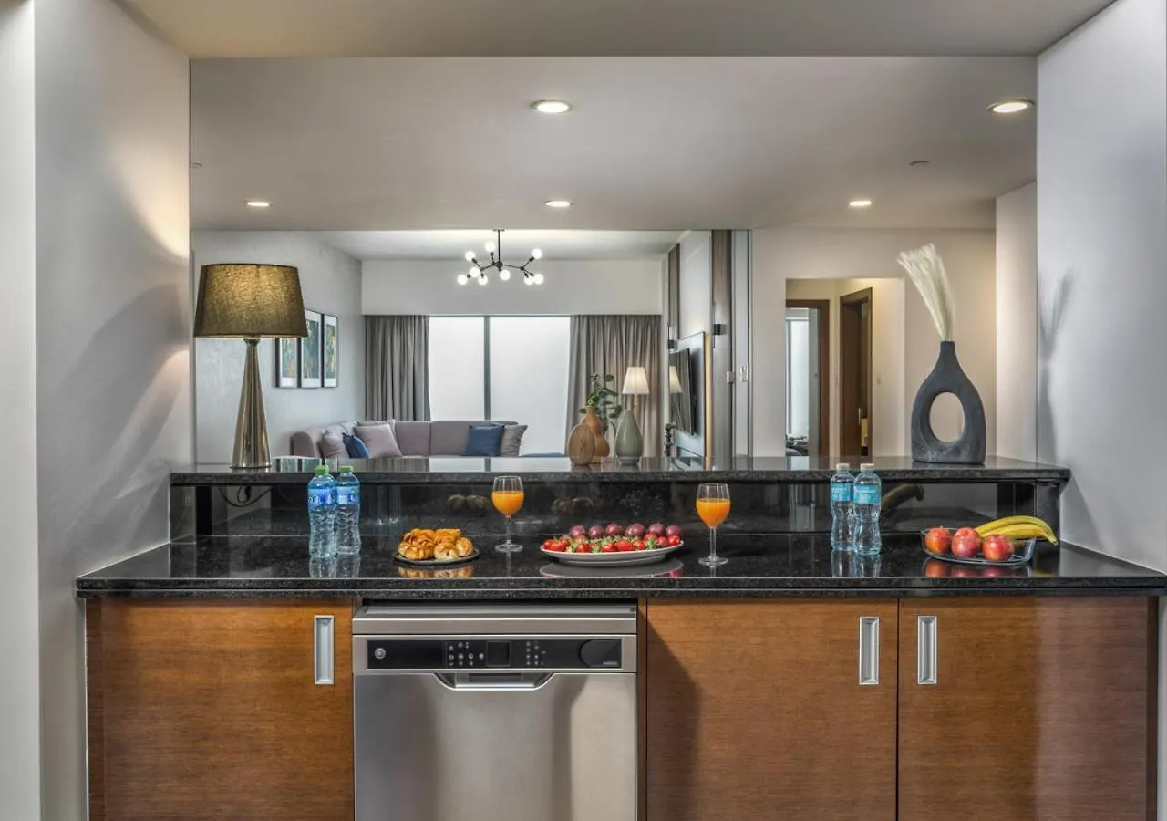 Desert Key - Platinum Apartments In Gate Tower, Al Reem Island アブダビ 0*,