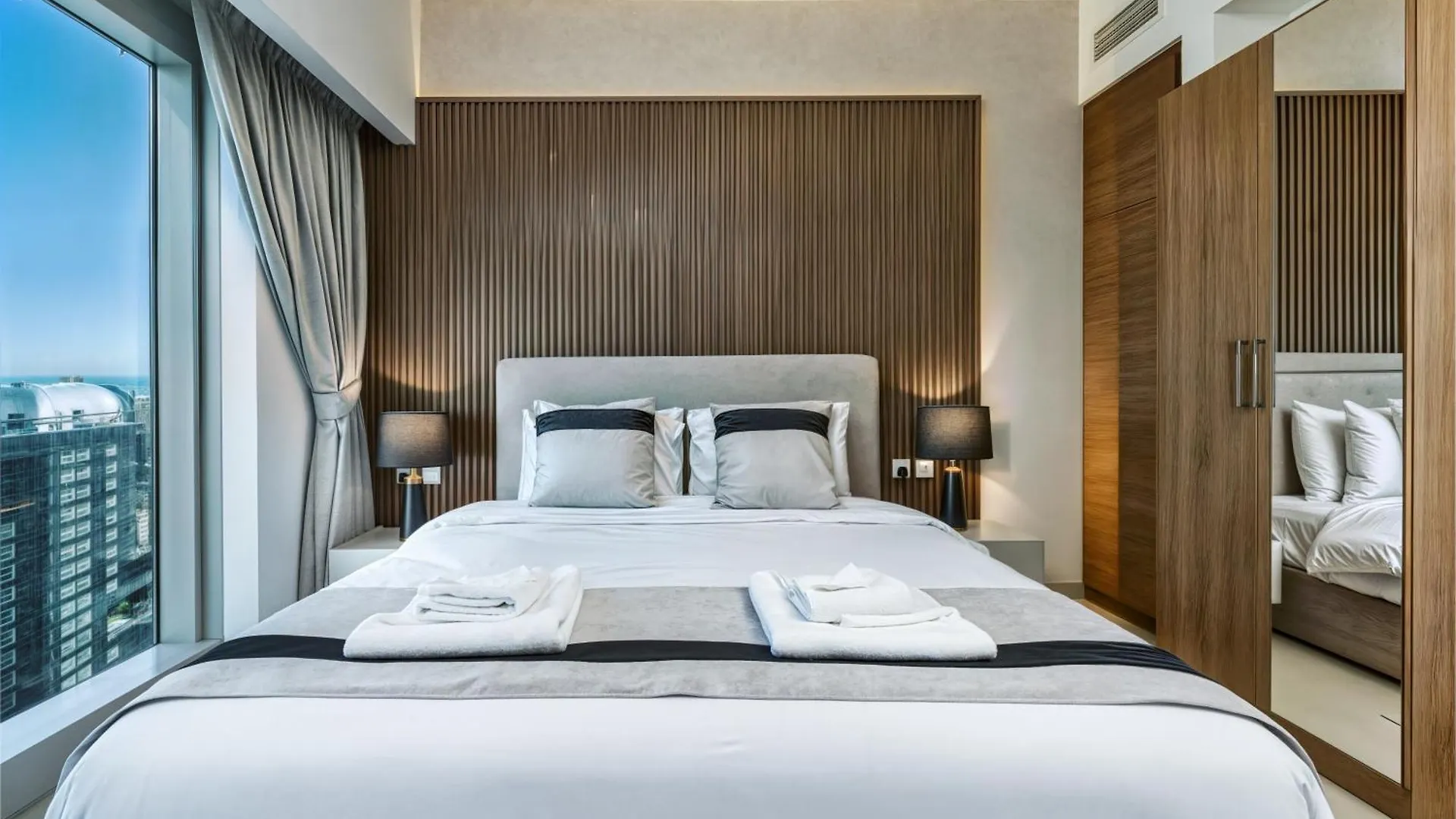 Desert Key - Platinum Apartments In Gate Tower, Al Reem Island アブダビ アラブ首長国連邦